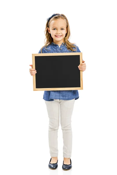 黒板を持って女の子 — ストック写真