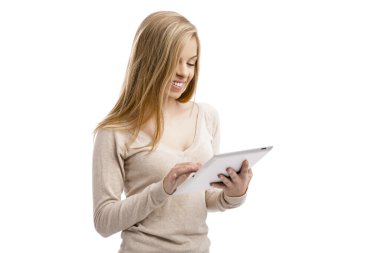 Mutlu kız dijital tablet ile çalışma