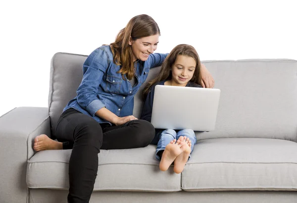 Mother teaching her little daughter — Stock Photo, Image