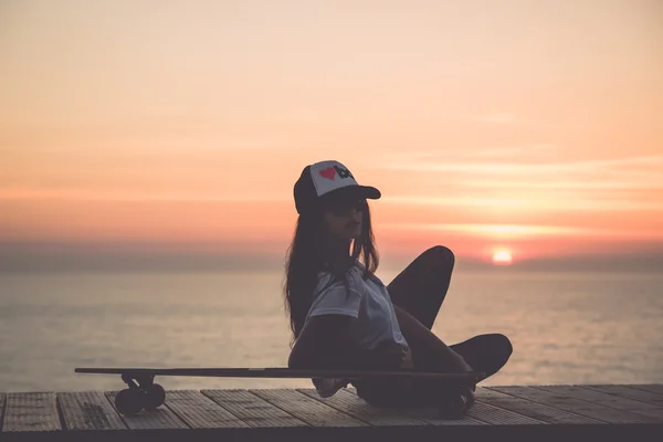 Ragazza skater — Foto Stock