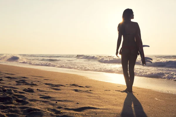 Surfer ragazza — Foto Stock