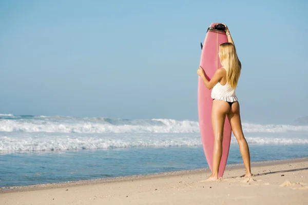 Blode surfista Chica — Foto de Stock