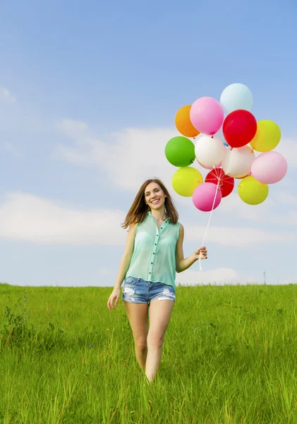 Hermosa chica con globos — Foto de Stock