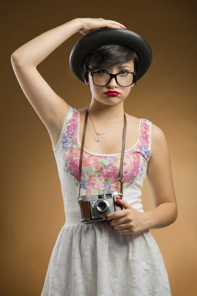 Ragazza vintage scattare foto — Foto Stock