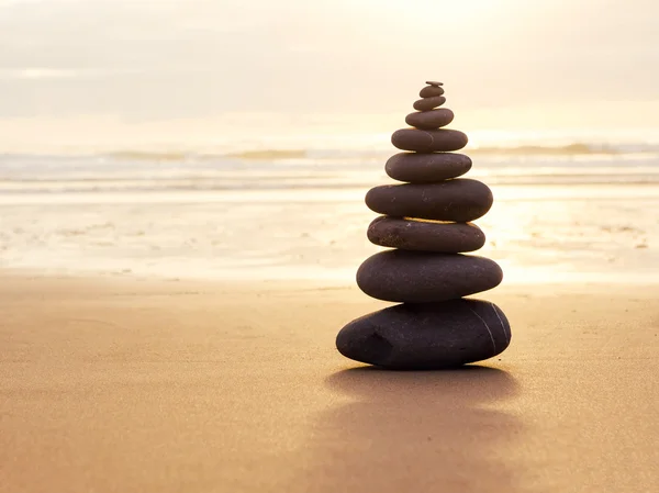 Zen pedras equilibradas — Fotografia de Stock