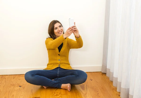 Woman Selfie Time — Stock Photo, Image