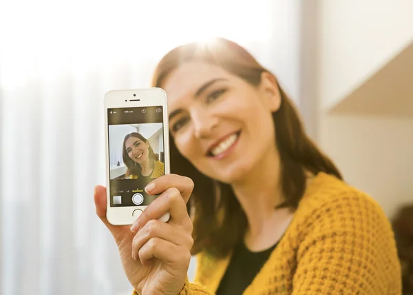 Hora de selfie mujer —  Fotos de Stock