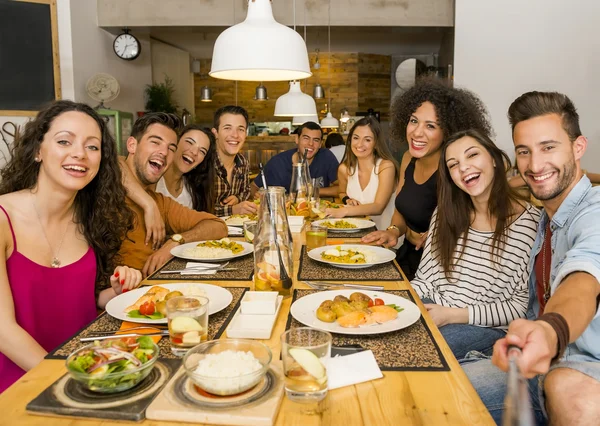 Friends at the restaurant making a selfie — Stock Photo, Image