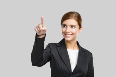 Hava için el ile işaret eden kadın