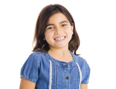 Güzel kız gülümsüyor