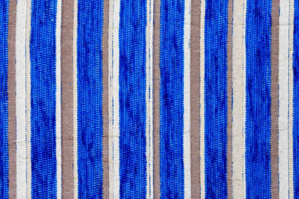 青い縞模様の合成繊維製の布を閉じるテクスチャ — ストック写真