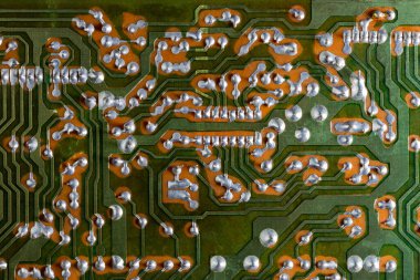 yeşil analog pcb bileşenleri olmadan düz arkaplan