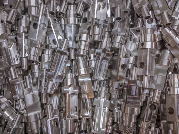 Glanzend Aluminium Cnc Machinaal Bewerkte Delen Platte Achtergrond — Stockfoto