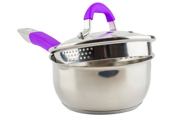 Petit pot brillant en acier inoxydable avec poignée violette et couvercle en verre - isolé sur blanc — Photo