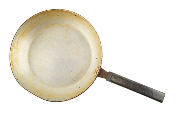Παλιό λεκιασμένο τηγάνι αλουμινίου με καμένο λίπος απομονωμένο σε λευκό φόντο — Φωτογραφία Αρχείου