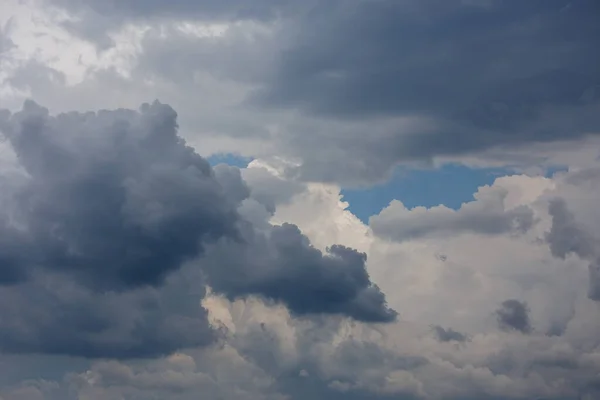Vollbild Sommer Sturm Kumulus Wolken Hintergrund — Stockfoto