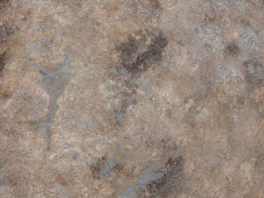 Gün ışığında eskimiş mat yüzeyi ile beton duvarın pürüzlü yakın çekim dokusu