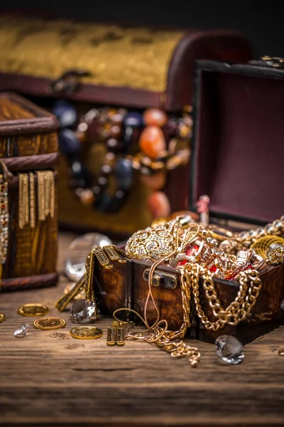 korsan hazine sandığı