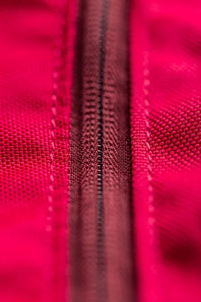 Zipper em saco vermelho — Fotografia de Stock