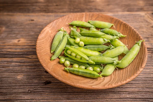 Vainas de guisantes verdes —  Fotos de Stock