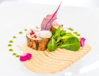 Loin domuz confit biftek