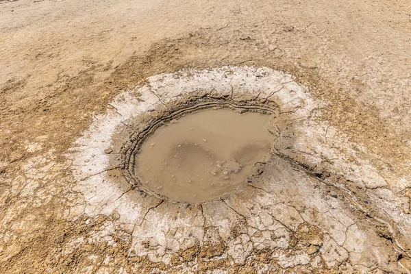 활성 진흙 화산 — 스톡 사진