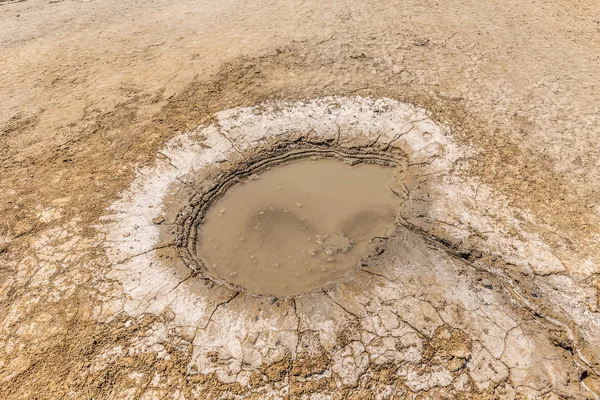 Active Mud volcano — Stock Photo, Image