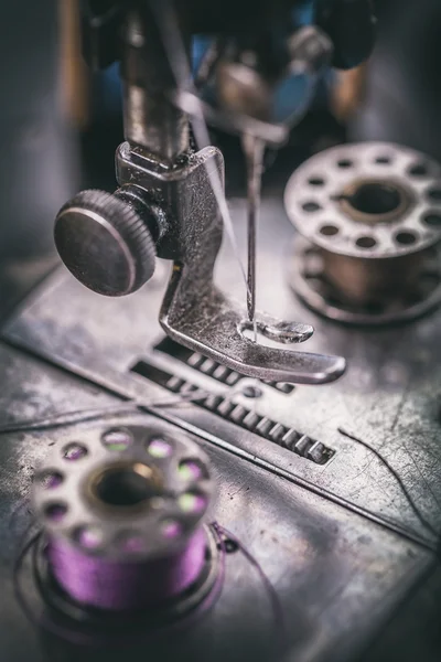 Retro-Nähmaschine — Stockfoto