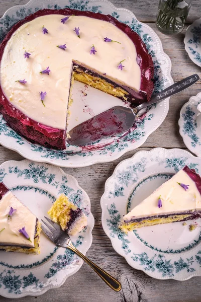 Pastel con queso crema —  Fotos de Stock