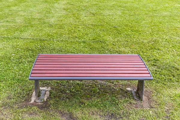 Banc de parc en bois — Photo