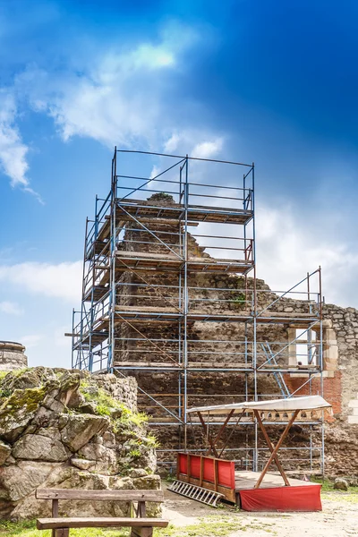 Ruined medieval castle — Stock Photo, Image