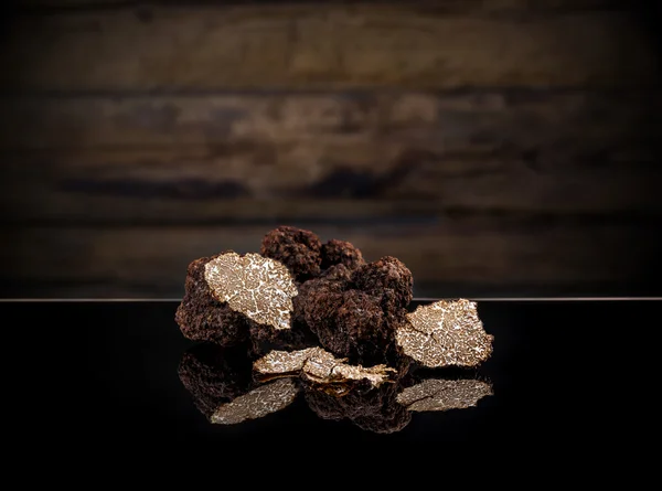 Black autumn truffles — Stock Photo, Image
