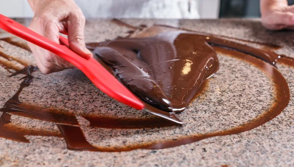 Tempering of the chocolate — Stock Photo, Image