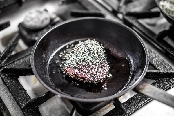 Kırmızı orkinos biftek — Stok fotoğraf