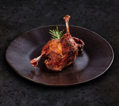 Uyumlu ördek bacakları