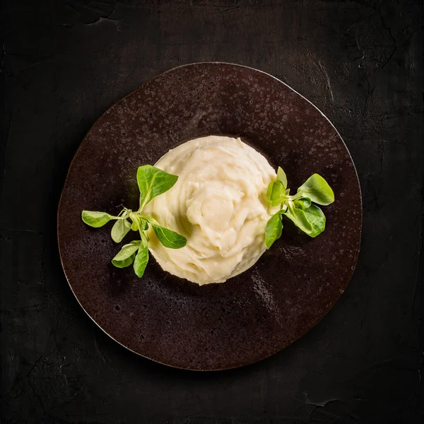 Portie aardappelpuree — Stockfoto