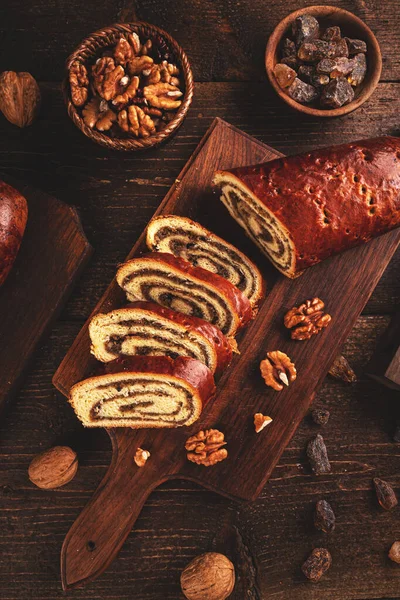 Homemade walnut roll cakes — 스톡 사진