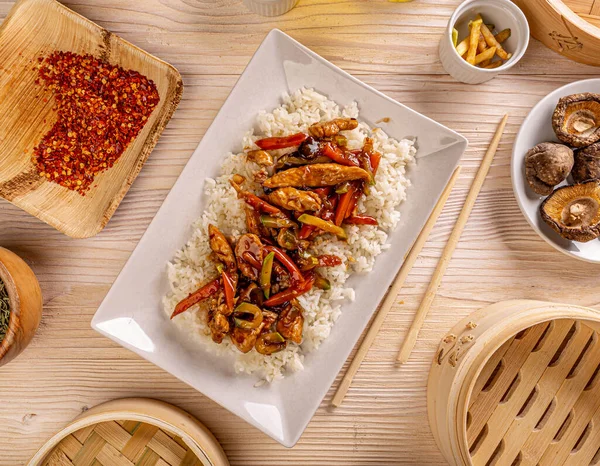 Plate Asian Food Rice Meat Vegetables — Stok fotoğraf