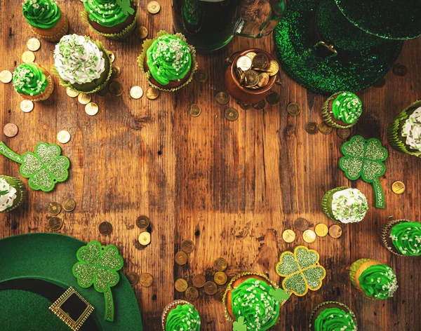 Happy St. Patricks Day Cupcakes — Stockfoto