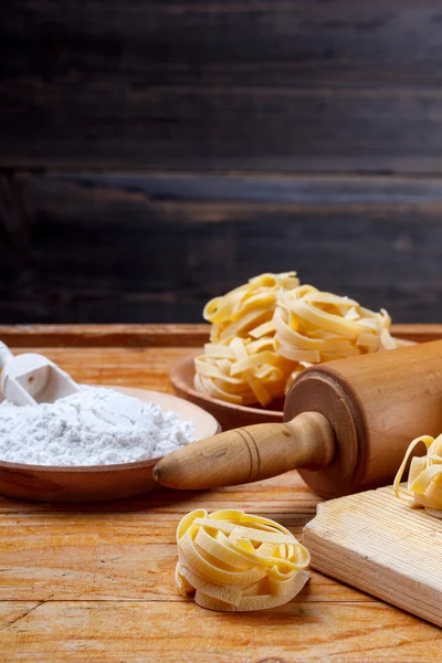 Tagliatelle fresche fatte in casa — Foto Stock