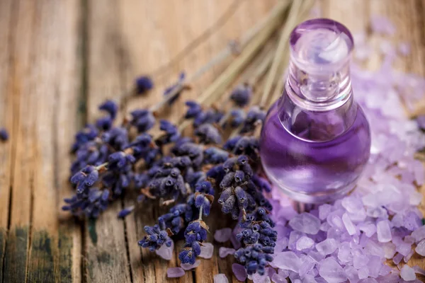 Perfume de lavanda — Fotografia de Stock