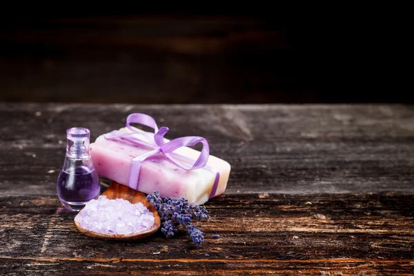 Lavendel handgemaakte zeep Stockfoto