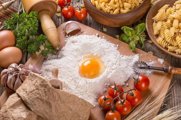 Ingredients for pasta — Stock Photo, Image