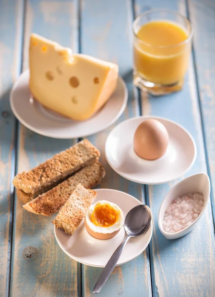 Boiled egg — Stock Photo, Image