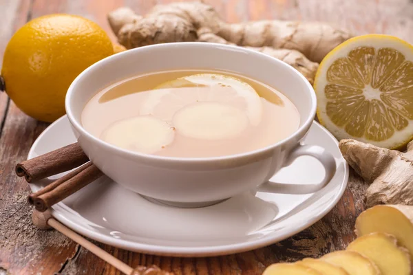 Tea with ginger — Stock Photo, Image