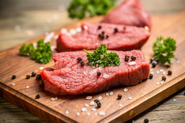 Fresh raw beef — Stock Photo, Image
