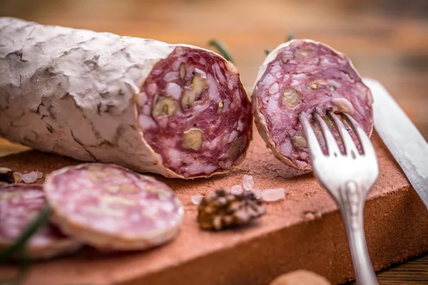 Salame con noci — Foto Stock