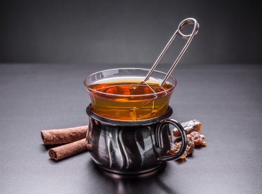 Bir bardak çay.