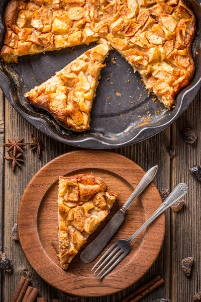 Dessert de tarte aux pommes — Photo