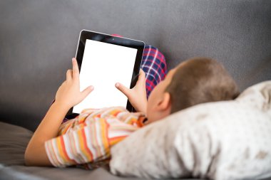 tablet ile çocuk